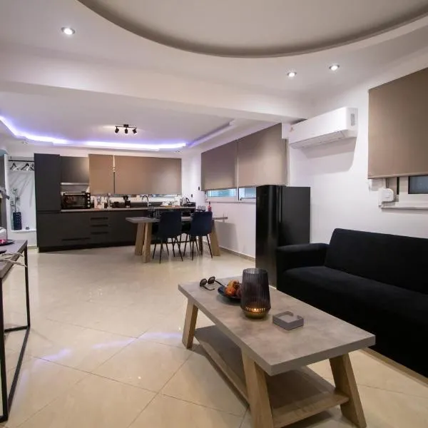 Black Suites, Hotel in Chania
