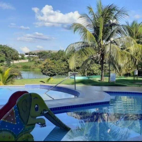 ALDEIA do LAGO Caldas Novas Lindo Apt com Cozinha Mobília Nova Pode Levar Bebidas na Área das Piscinas - Foto 4