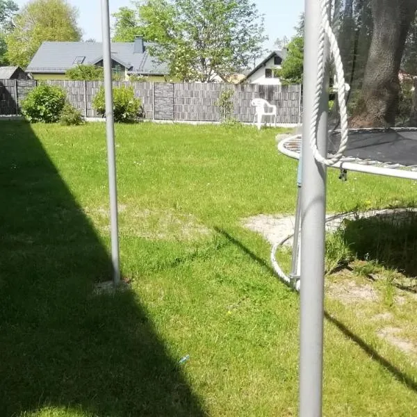 VIP-Camping, zelten im Garten, hotel v destinaci Weischlitz