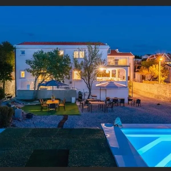 Rosemary Resort, hotel v destinácii Cesarica