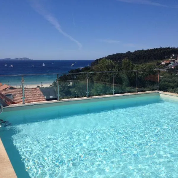 Royal Nayef, hotell i Portonovo