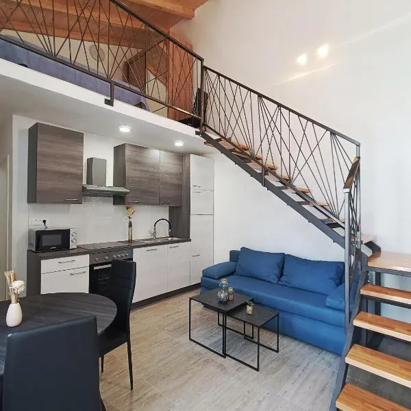 Apartman Gallery Freya, hotel in Zadar