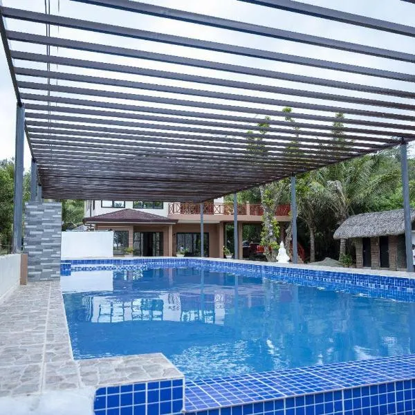 La Jose Beach Resort, hotel v destinaci Pagudpud