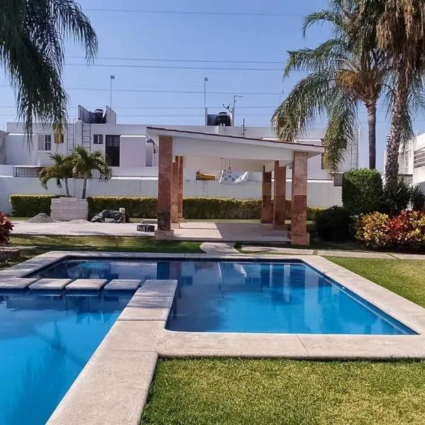 Casa cerca de ex hacienda temixco, hotel u gradu 'Morelos'