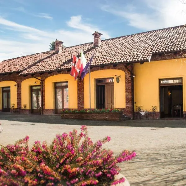 Casa Del Grande Vecchio, hotel in Castagnole Piemonte