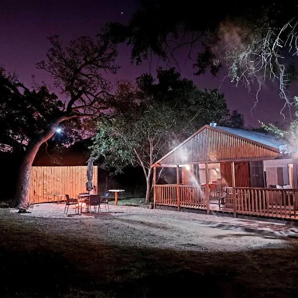 Cosy Corner, hotel in Matibidi