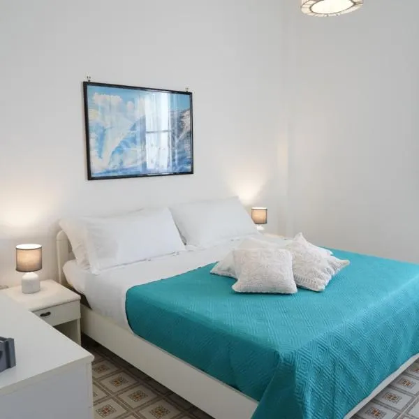 Casa Madrilu - a pochi passi dal mare – hotel w mieście Villanova di Ostuni