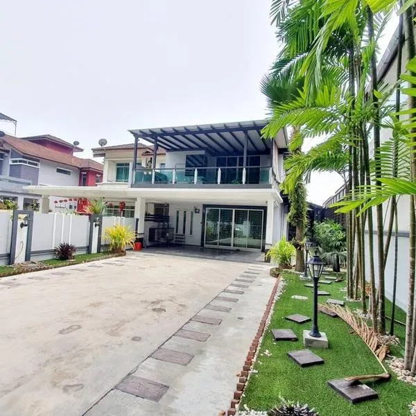 GARDEN COZY2STOREY HOME 4ROOM 10PAX@NEAR ALMAJUSCO, hotel v destinaci Bukit Mertajam