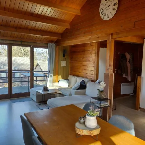 Bij Bart & Inge-La Boverie-Chalet nr 79, hotel en Rendeux