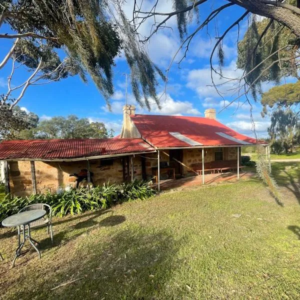 Penobscot Farm Cottage, hotel in Mintaro