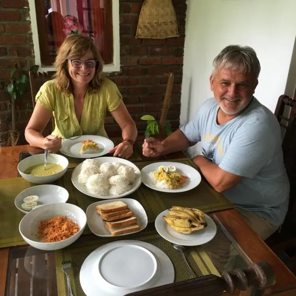 Villa25 Kandy Homestay - free pick up from the centre, hotell i Kandy