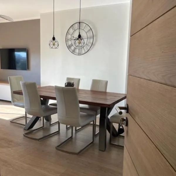 Superbe appartement en centre ville, hotel v destinácii Porto-Vecchio