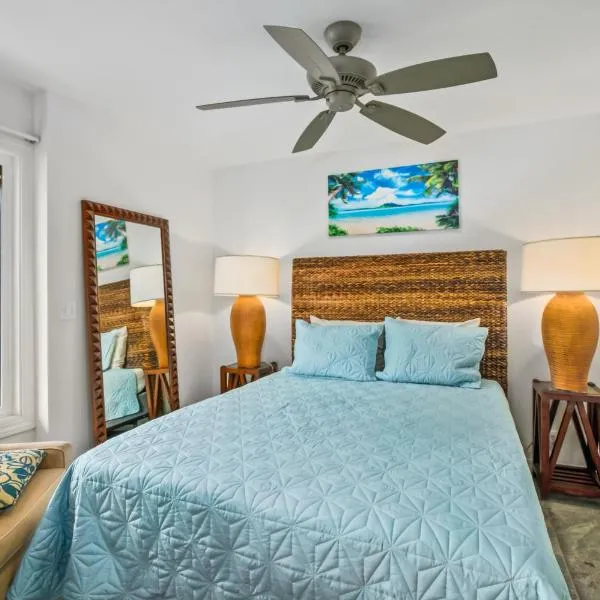 2Br Kauai Kailani Condo, Pool, walk to Ocean & Shops, AC KK117, hotel v destinaci Kapaa
