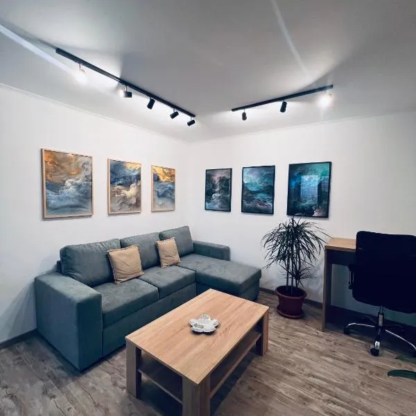 Sparrow apartmens 3, hotel in Košice