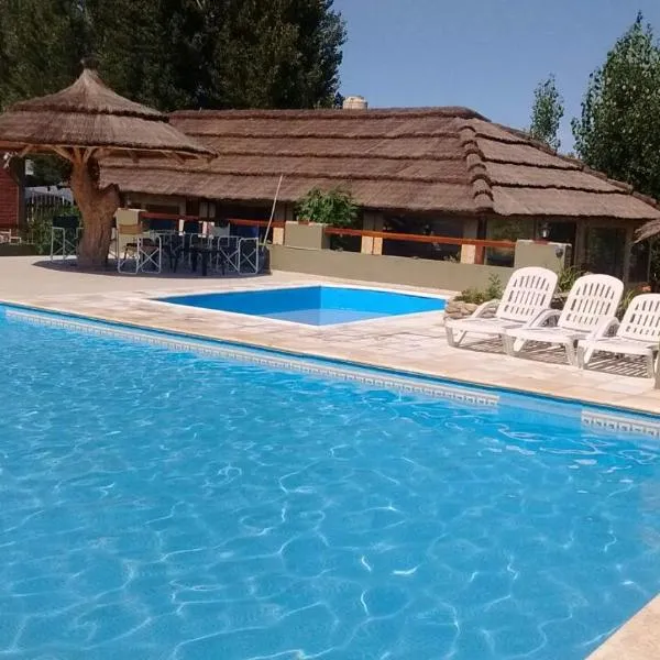 Complejo de Cabañas Tierra Nuestra, hotel din Mina Clavero