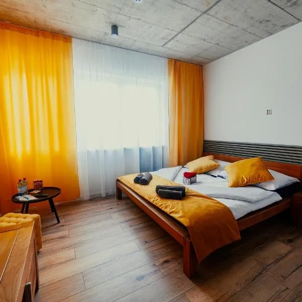 Birdhouse, hotel i Prešov