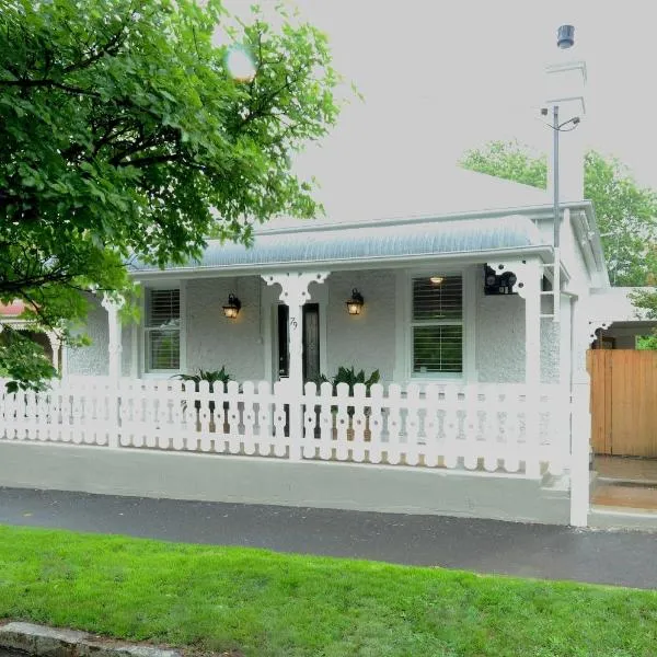 Cottage 79, hotel in Orange
