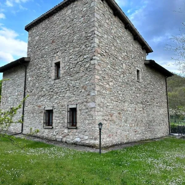 La Casa Dei Fagiani, hotel v destinaci Taverne