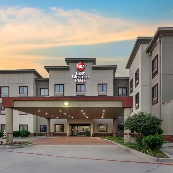 Best Western Plus Texoma Hotel & Suites, hotel v destinaci Denison