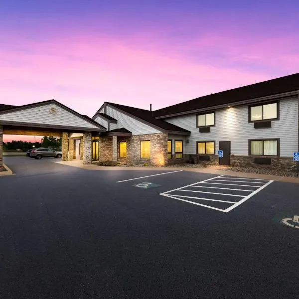 Best Western Derby Inn, hotel v destinaci Eagle River