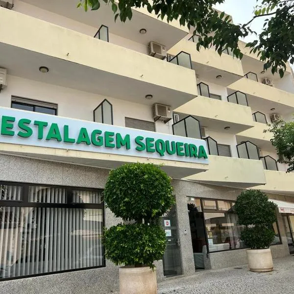Estalagem Sequeira, hotel in Santa Catarina da Fonte do Bispo