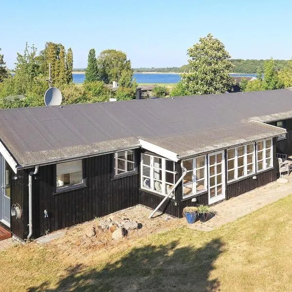6 person holiday home in Karrebæksminde-By Traum, hotel in Karrebæksminde