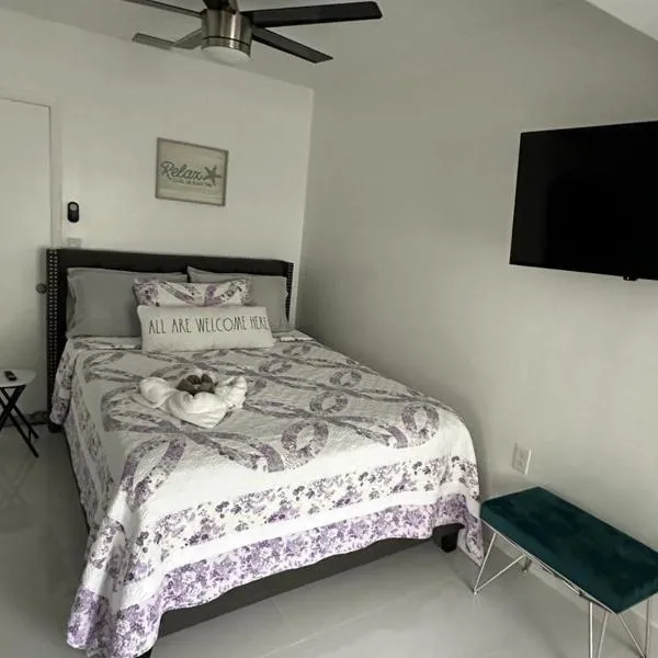 Casa West Miami, hotel v Miami