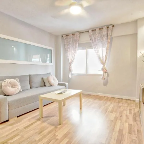 Lujoso apartamento centro ciudad, parking privado gratuito, hotel v Murcii