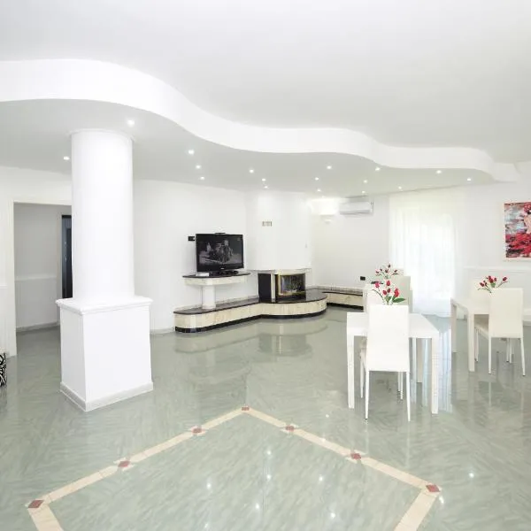 Vacanze Top, hotel v destinaci Peschici