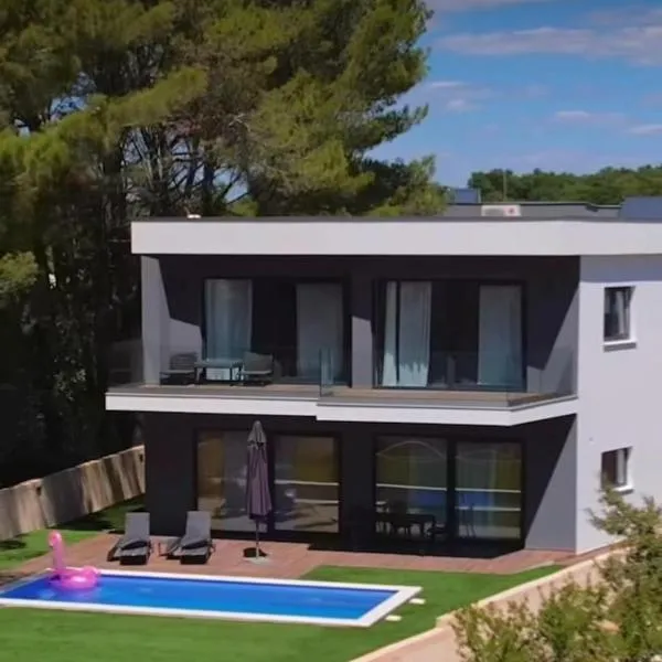 Villa Sara, hotel v destinaci Juršići