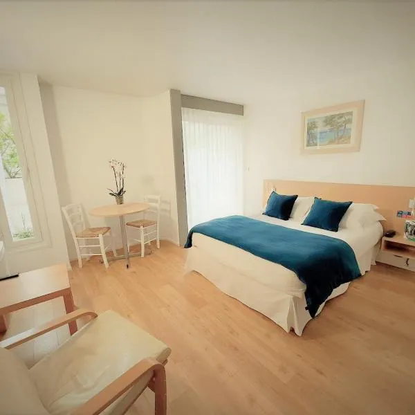 Hotel Thermes Les Ecureuils-integrés aux thermes, hotel en Dax