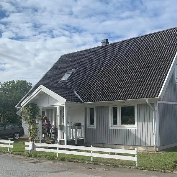 Standard swedish family house, hotel v destinaci Ronneby