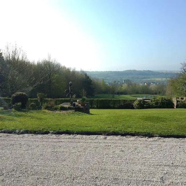 Gite, hotel in Montabot