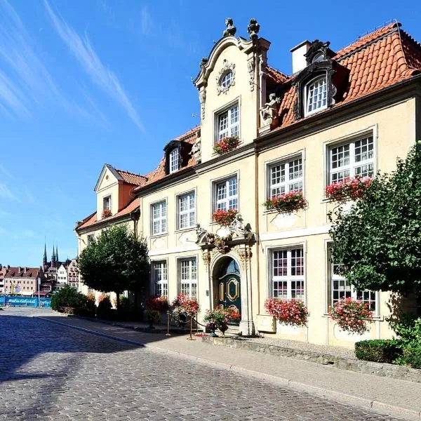 Podewils Old Town Gdansk: Lędowo şehrinde bir otel