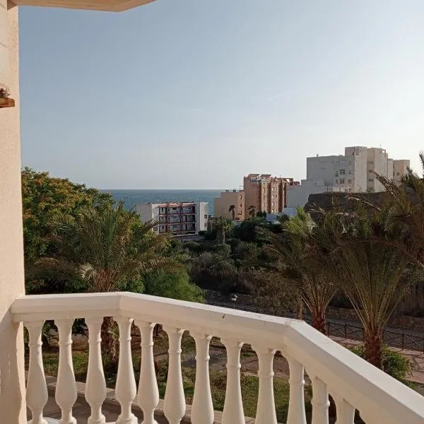 Balcón al mar, hotel sa Adra