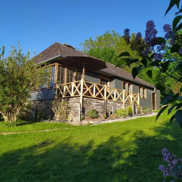 Chalet la Liresse, hotel in Rochehaut