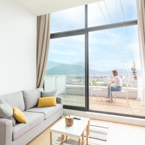 The Babel Community Hôtel - Grenoble Bastille – hotel w Grenoble