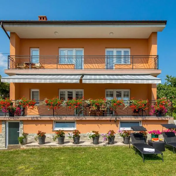 Apartment Flowers – hotel w mieście Kastav