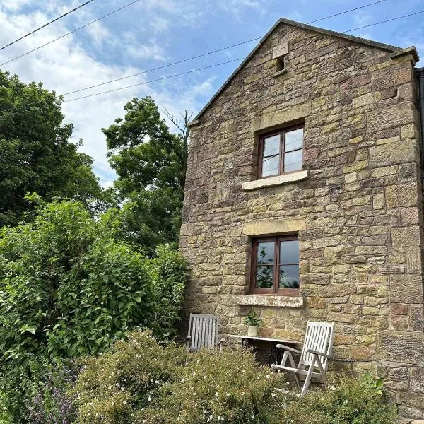 Old Post Office Barn, hotel in Leek
