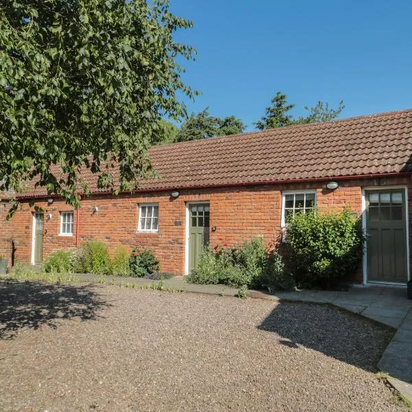 Cherry Studio, hotel in Cornhill-on-tweed