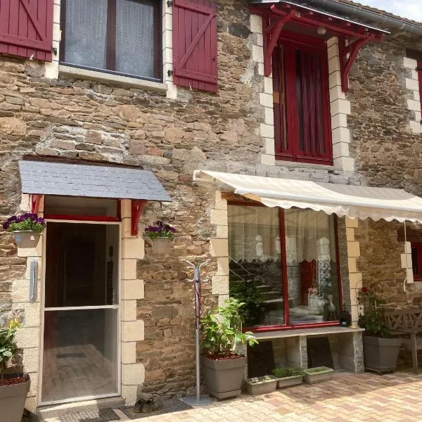 L'Escapade de JOS gite équestre, hotel in Trémouilles