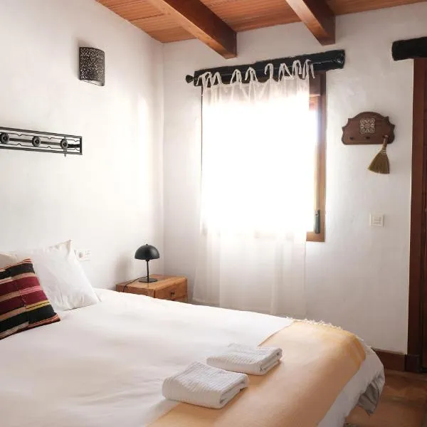 The Wild Olive Andalucía Palma Guestroom, hotel di Casares