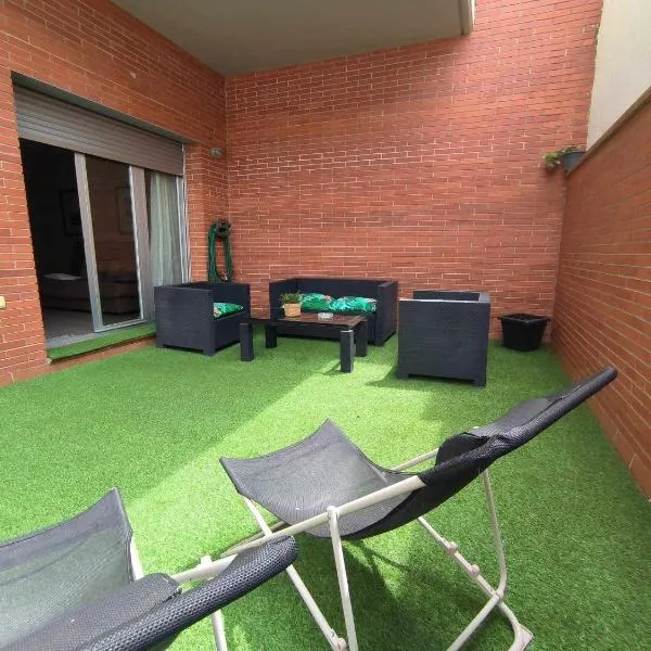 Mazi Apartments Terrace, hotell i Mataró