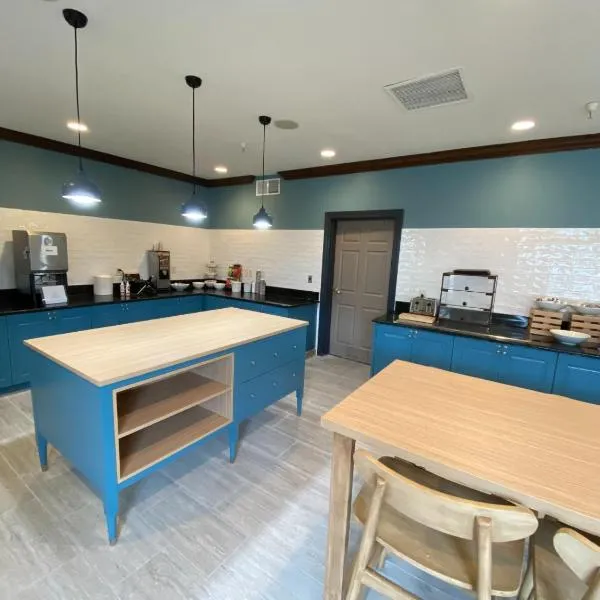 Country Inn & Suites by Radisson, Champaign North, IL, hotel v destinaci Champaign