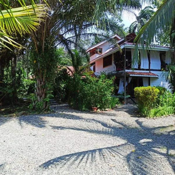 Chilamate Holiday House, hotel v destinaci Puerto Viejo