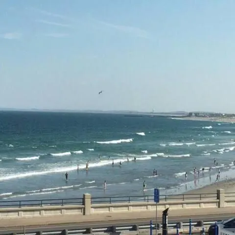 Jonathan's Ocean Front Studio Suites Hampton Beach!, ξενοδοχείο σε Hampton