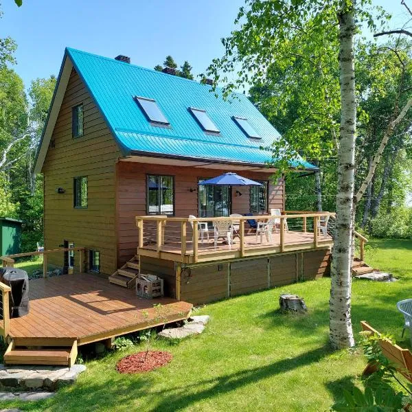 La Nef Bleue, hotel in Tadoussac