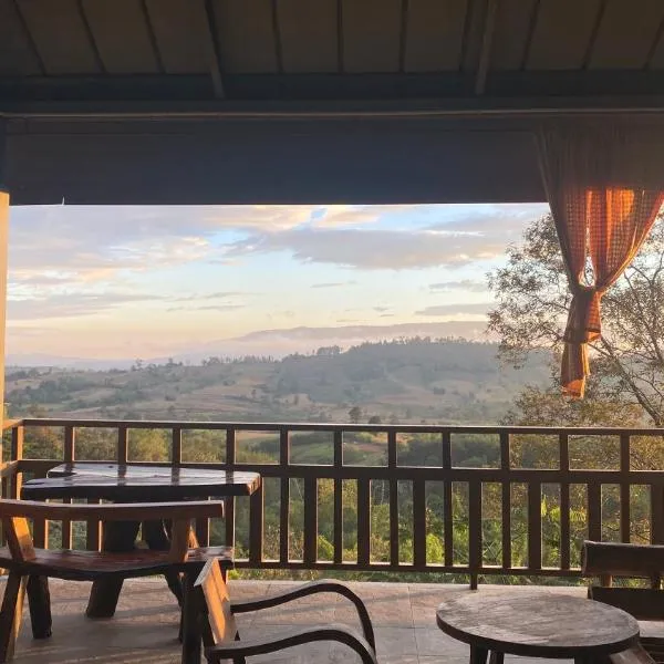 ภูคำฮ้อมคลิฟฟ์ลอดจ์ แอนด์ โฮมสเตย์ Phu come home cliff Lodge & Homestay, hotel v destinaci Ban Phu Hi