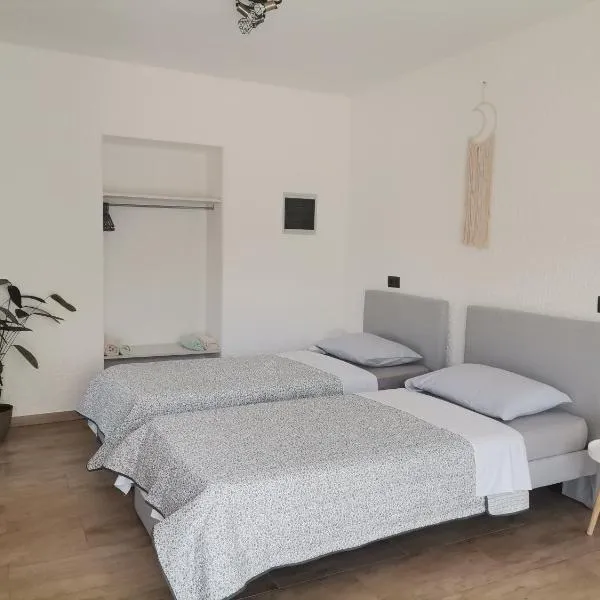 Studio Luna, hotel v destinaci Bale
