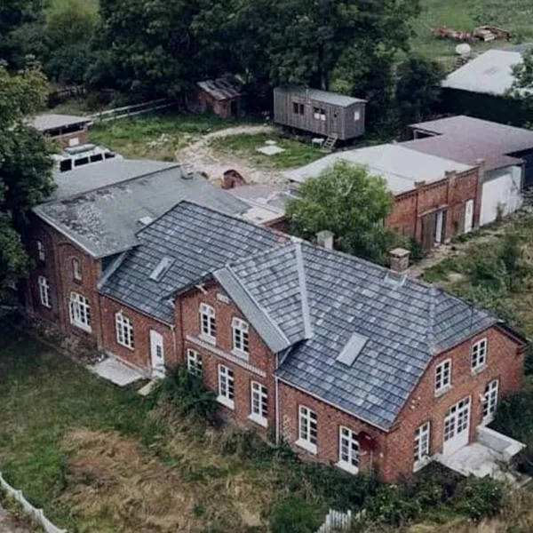Urlaub auf einem alten Resthof am Meer, hotel in Gelting